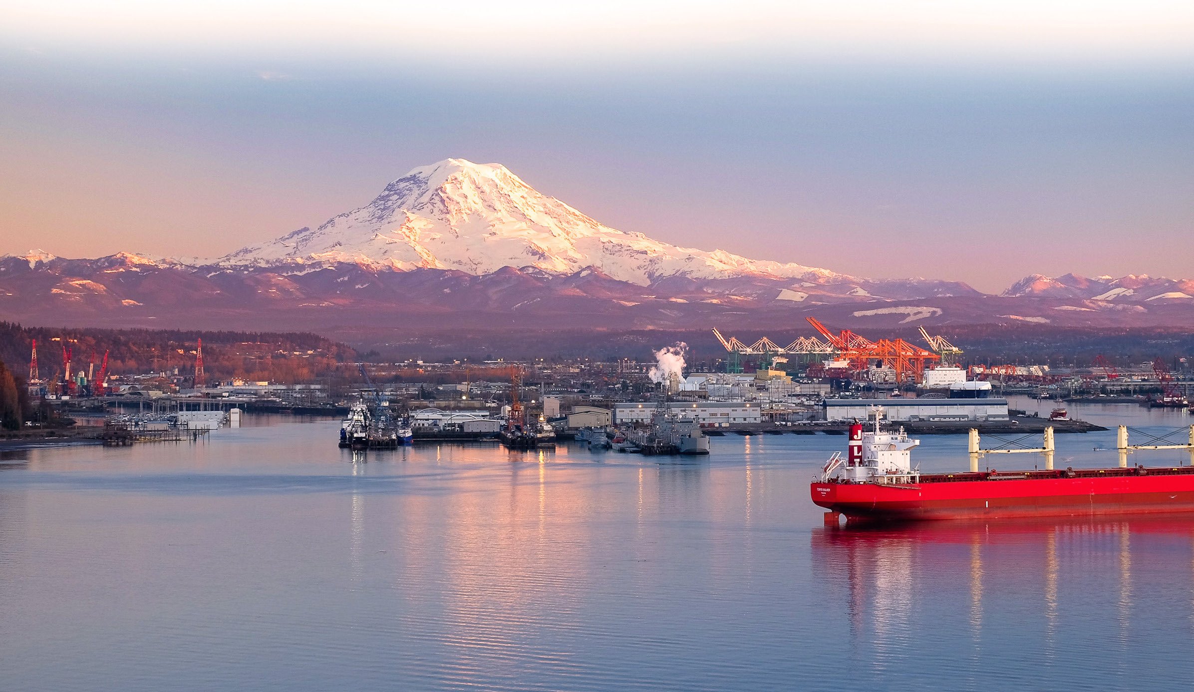 Professional car service near Port of Tacoma terminals